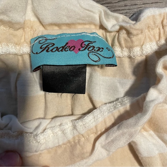 Striped Batwing Off The Shoulder Top. - Picture 7 of 7